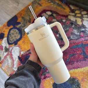 Cream 40oz Stanley